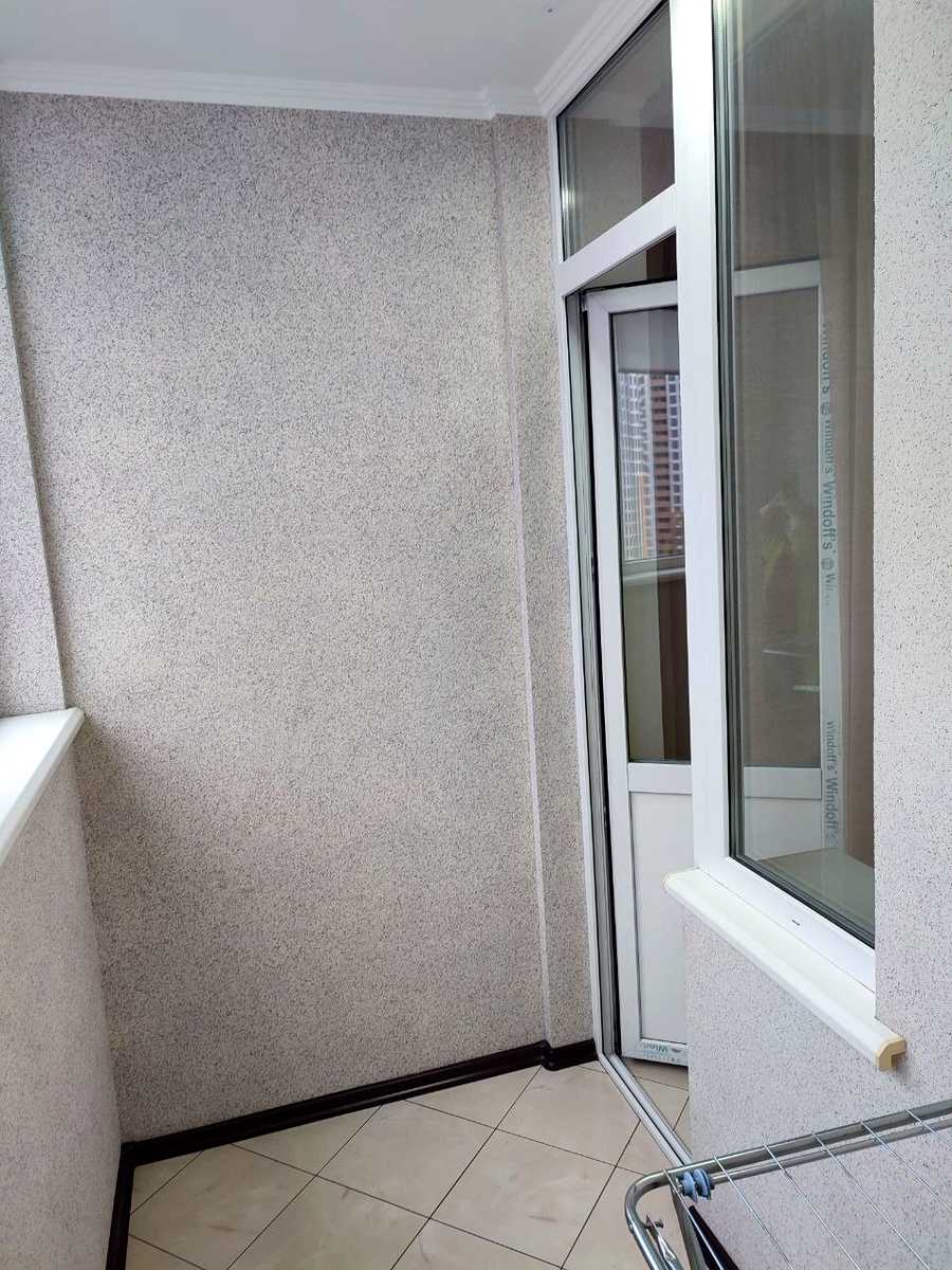 1878194960199676