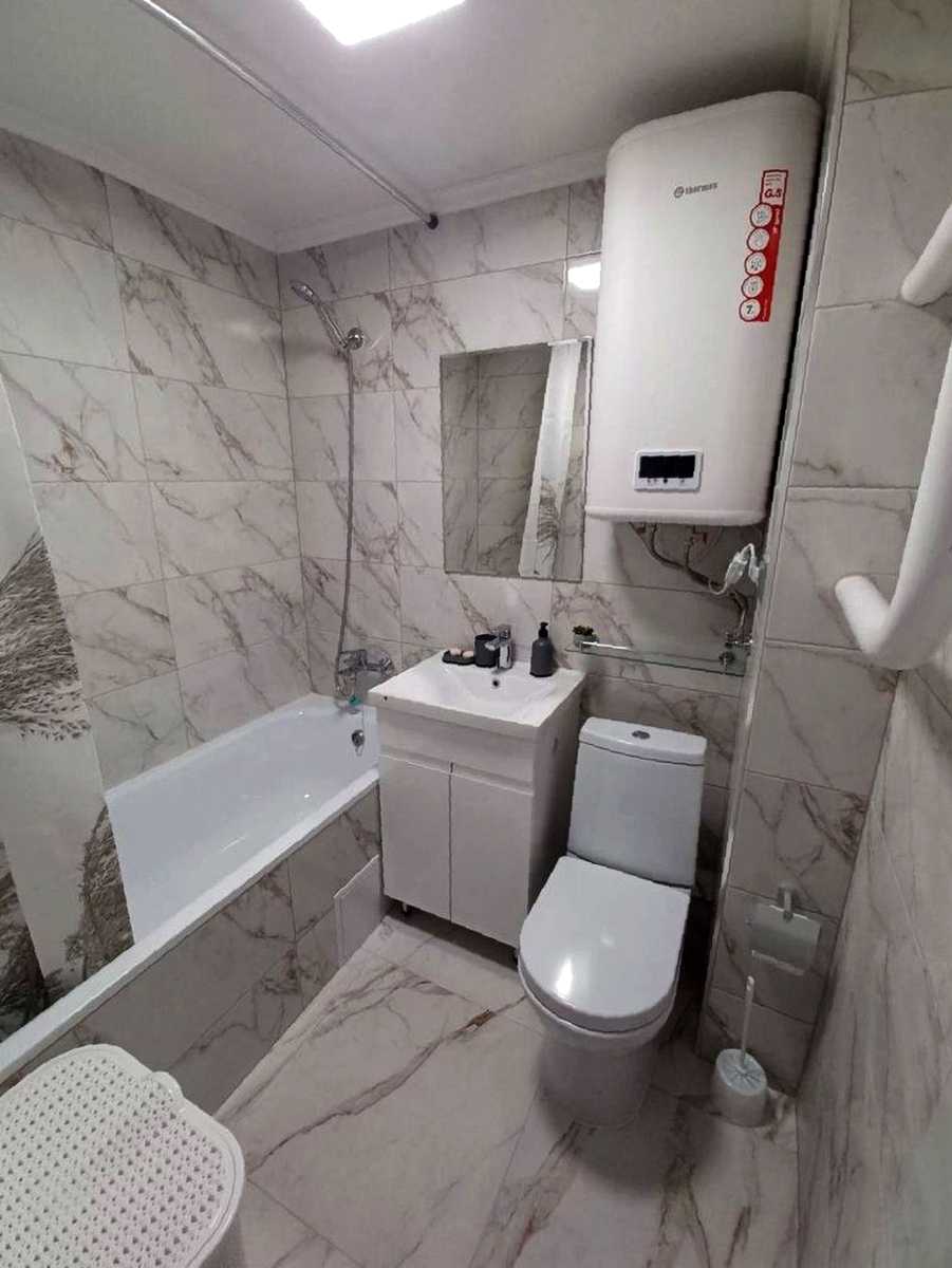 1878195755322524