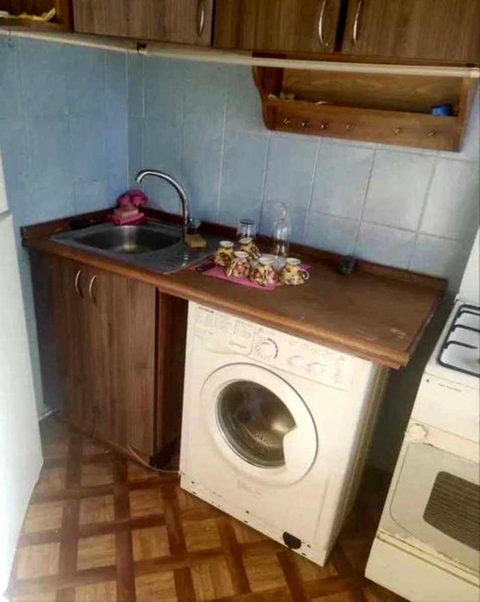 1878195829619919
