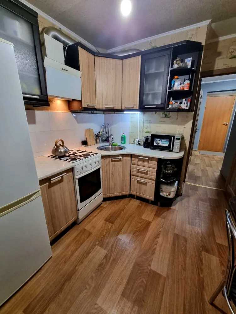 1878196300349863