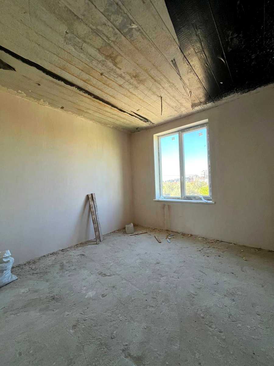 1878196742425385
