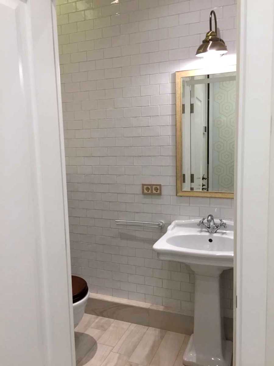1878196808176123