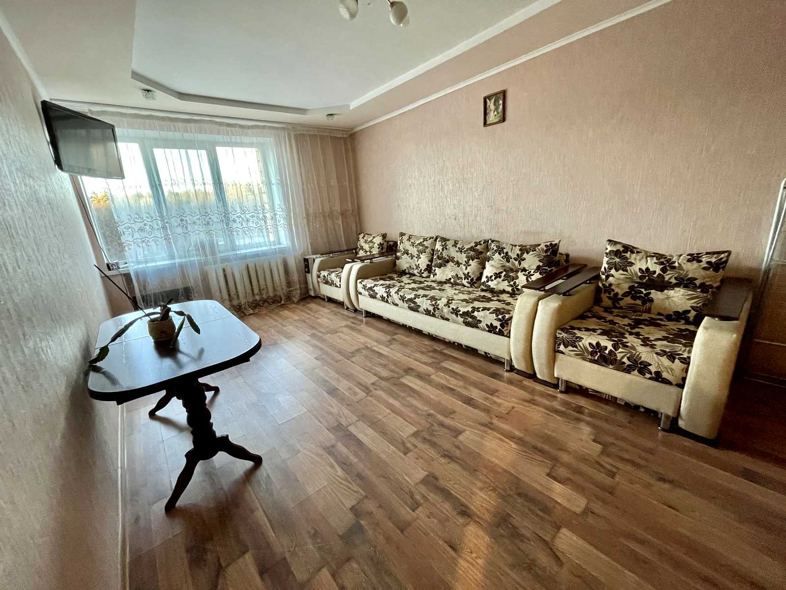 1878197700154967