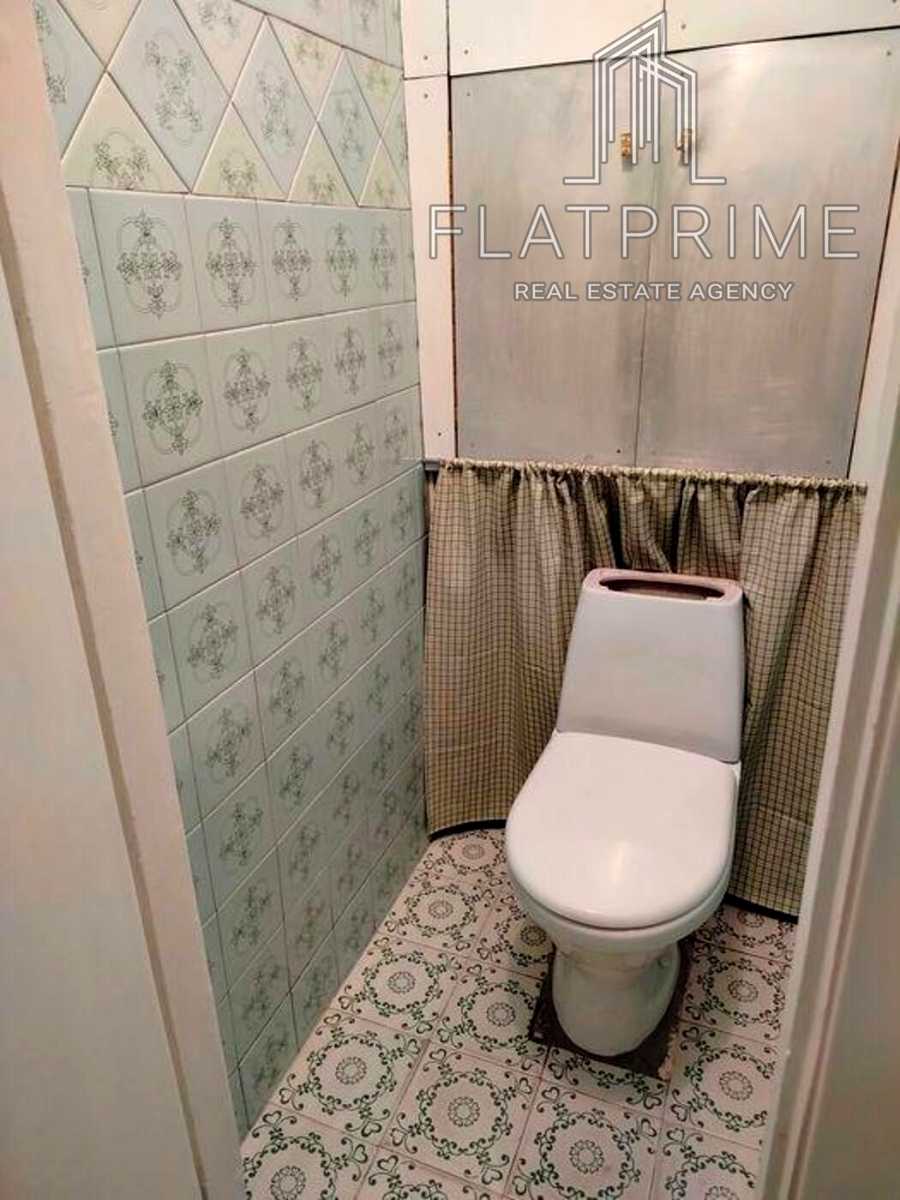 1878198945902107