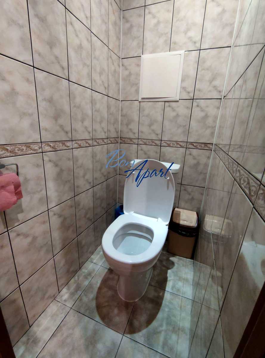 1878199295299678