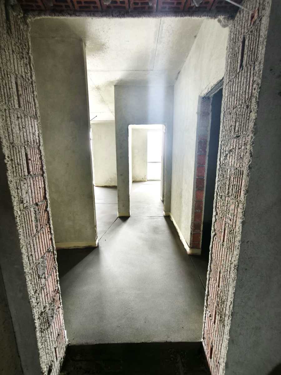 1878200554219586