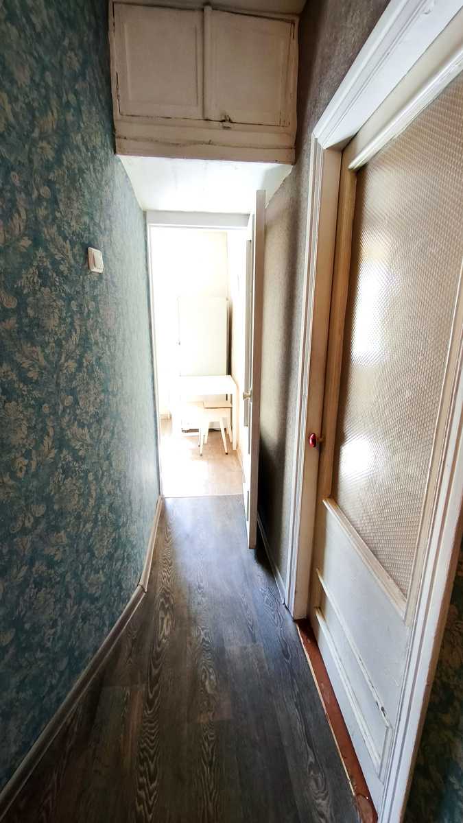 1878201722439817