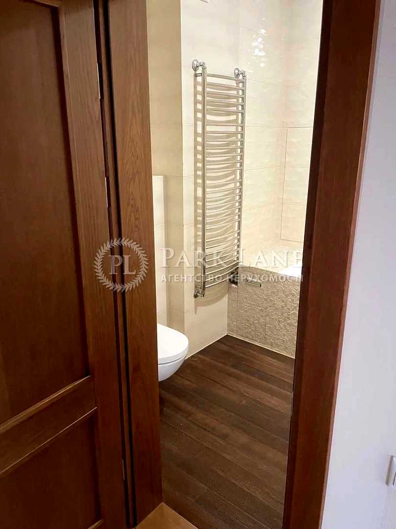 1878202643178517
