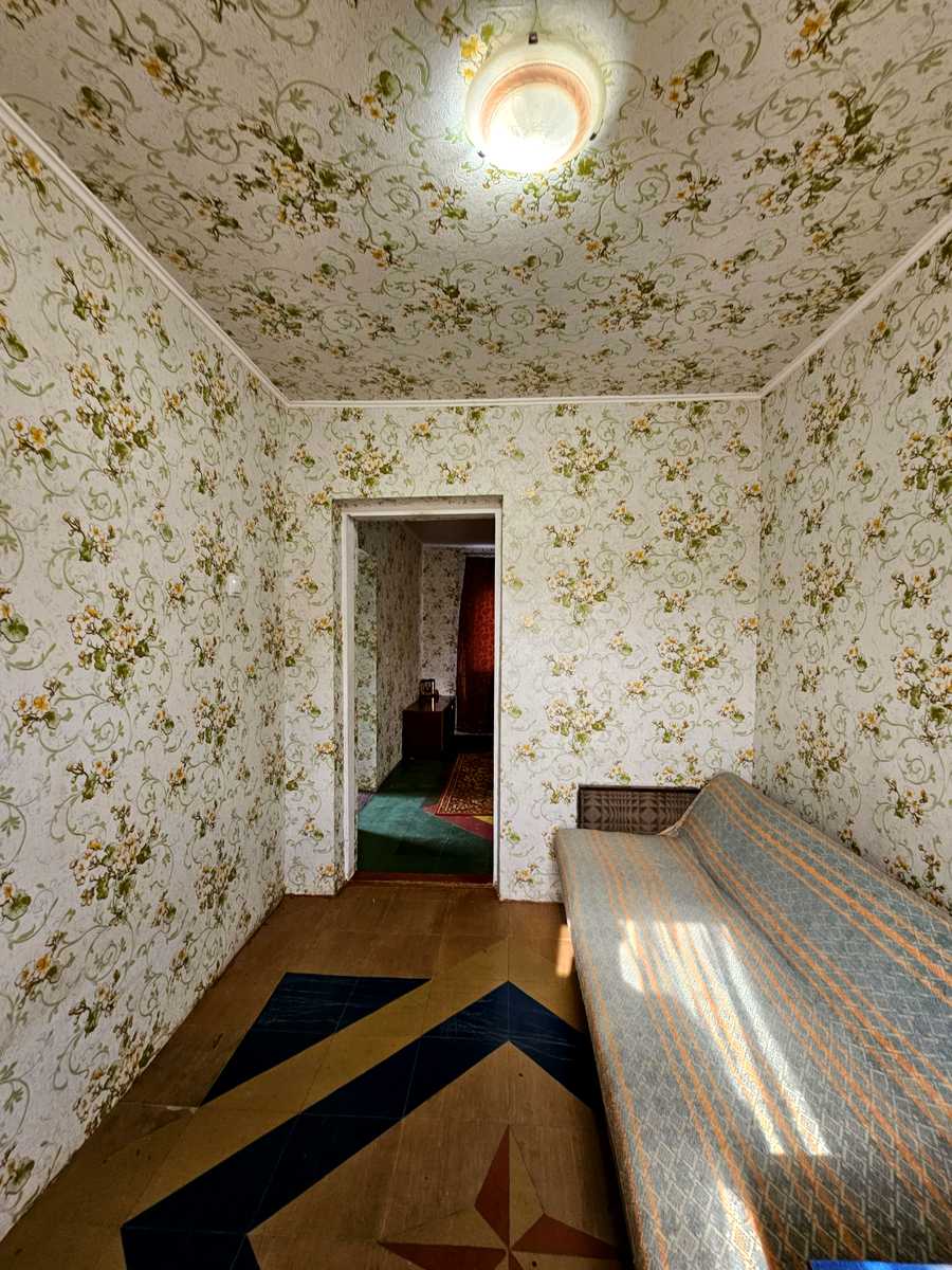 1878203601090931