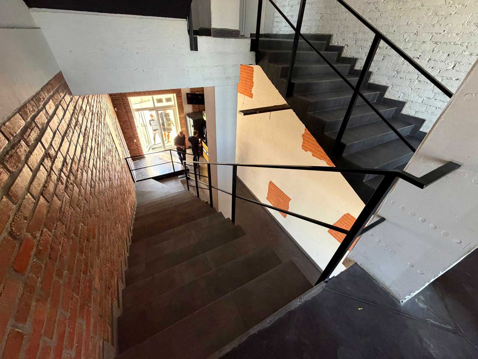 1878204428839133