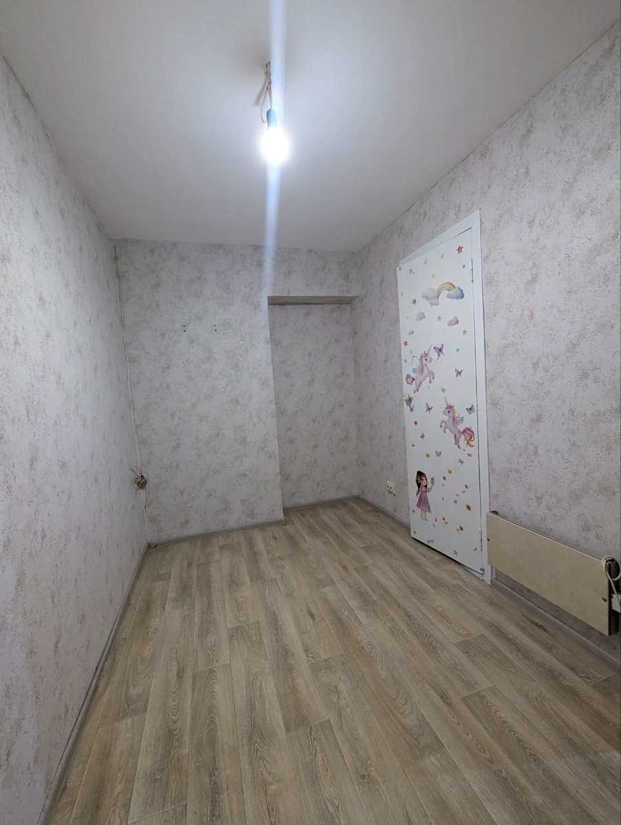 1878204548762342