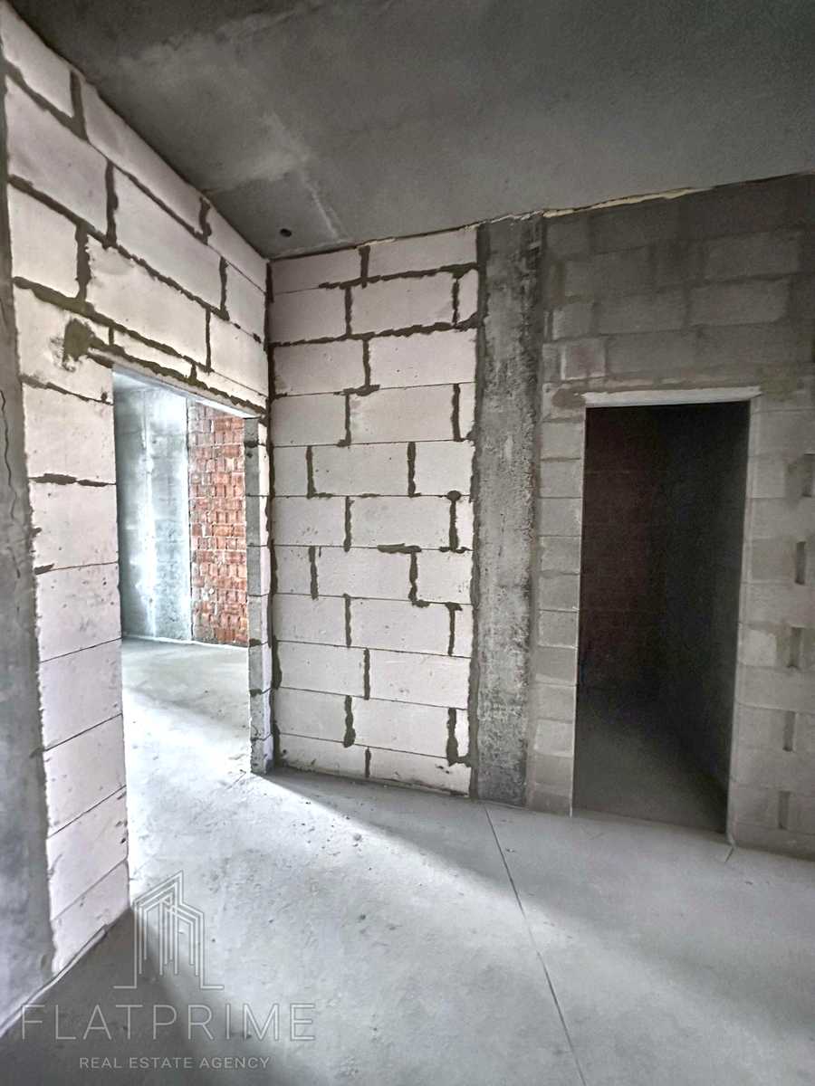 1878205048045512