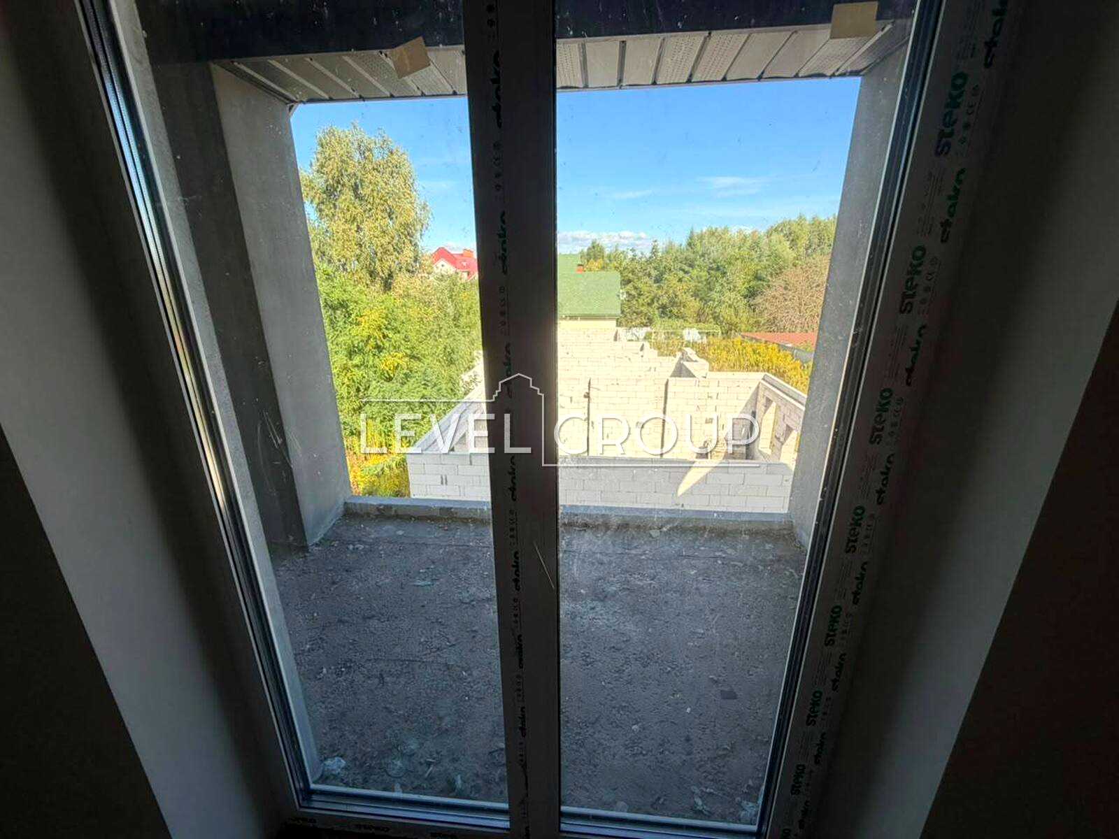 1878205415961094