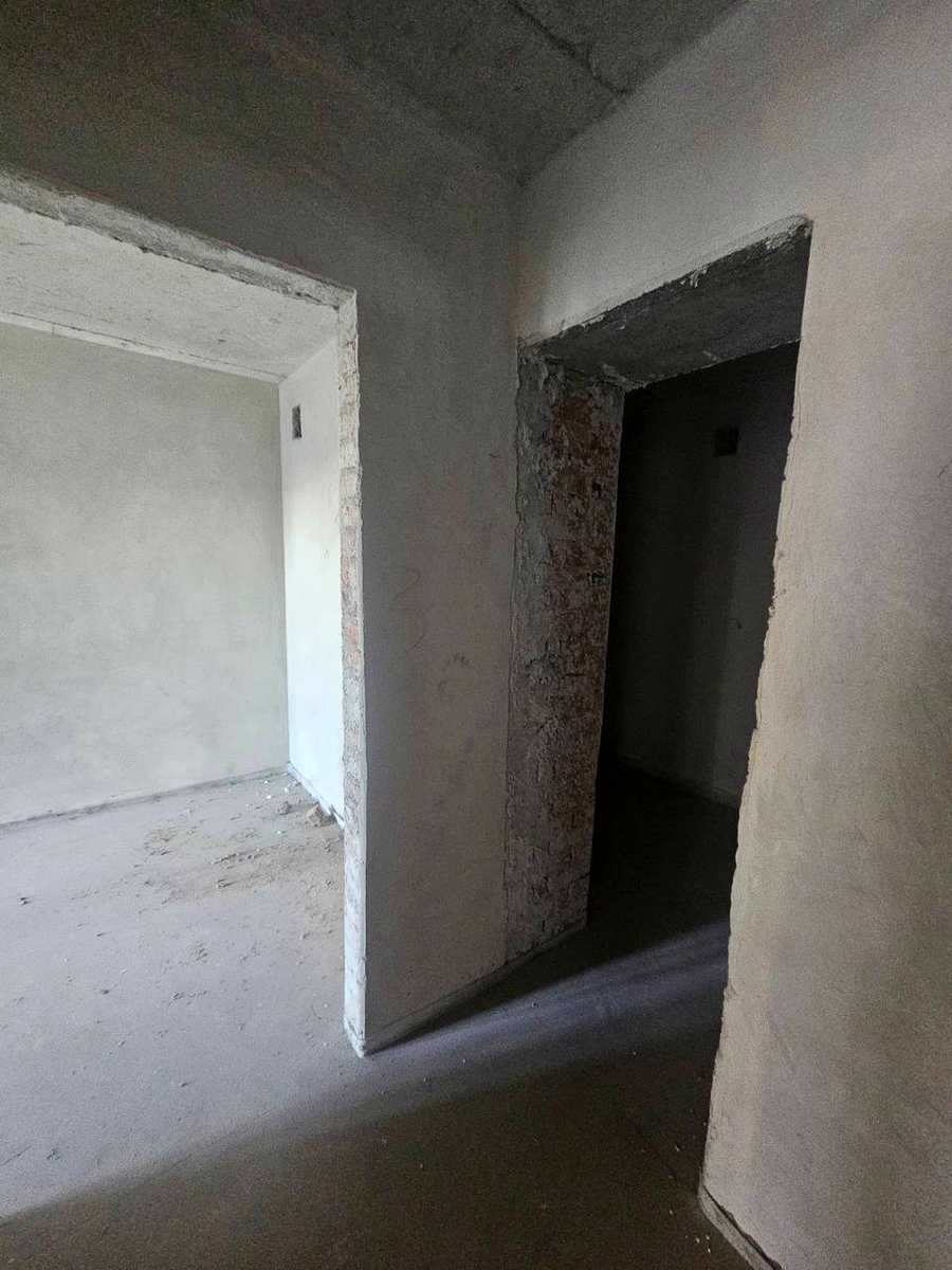1878205479075135