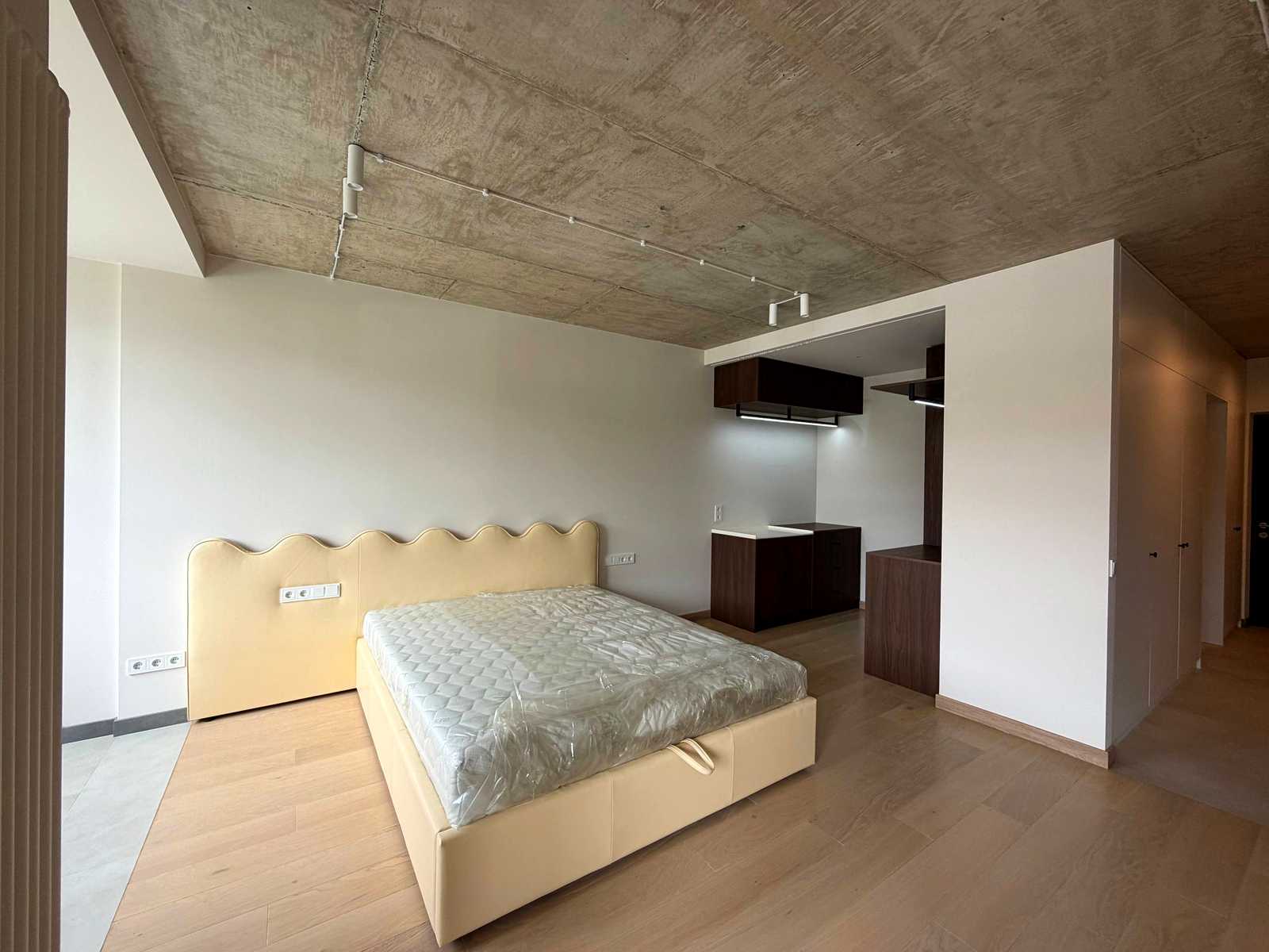 1878206320134261