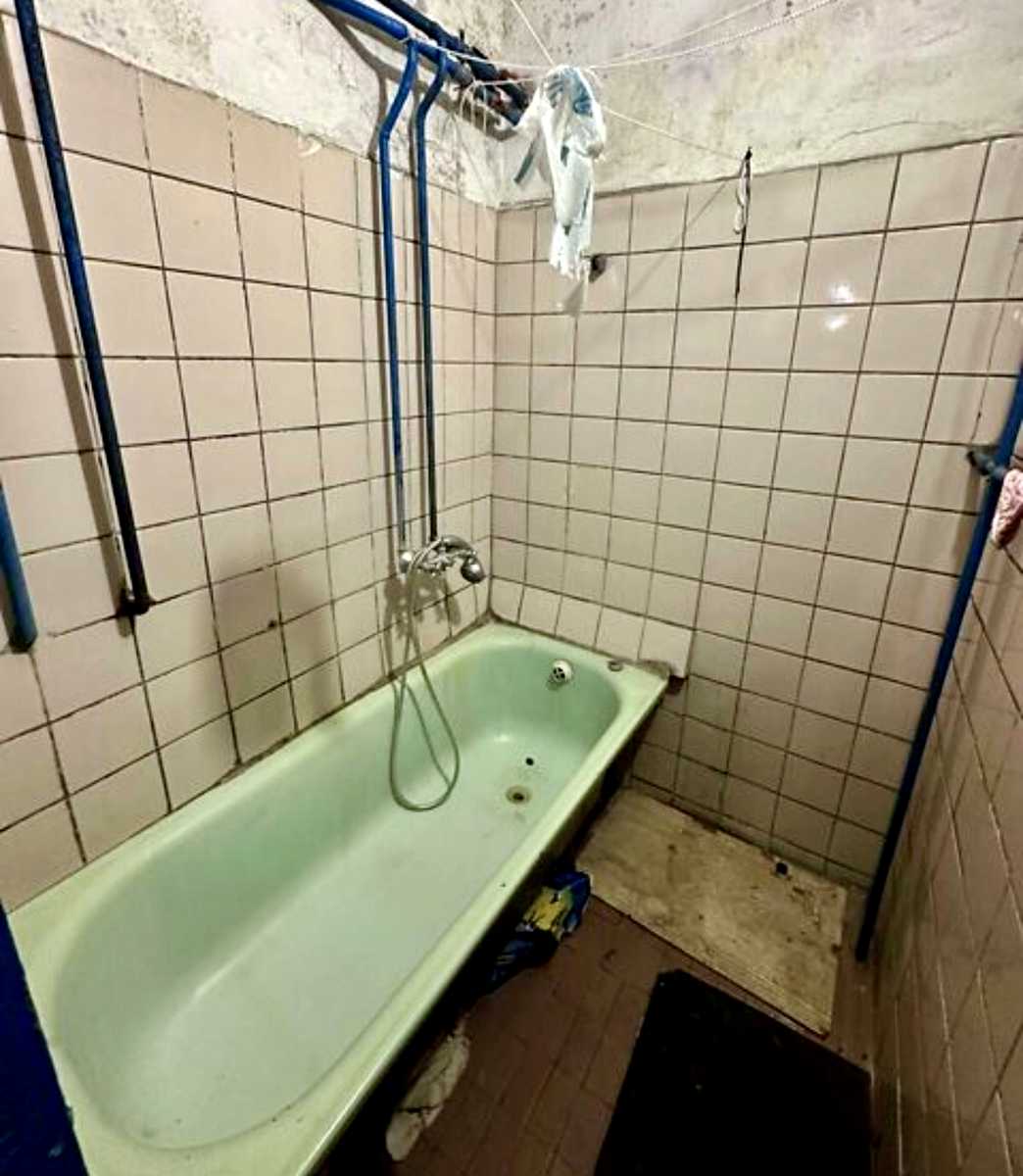 1878206778473127