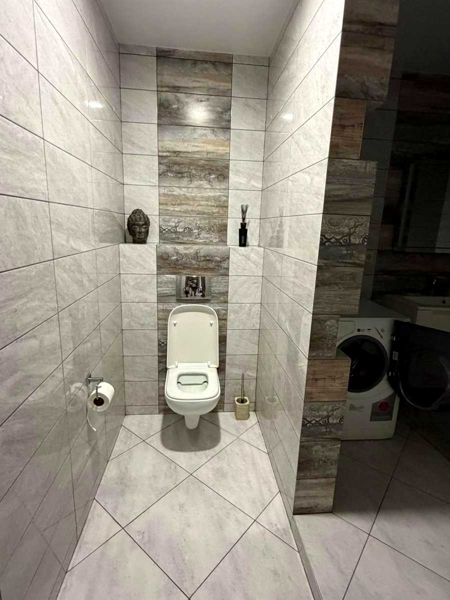 1878206873057764