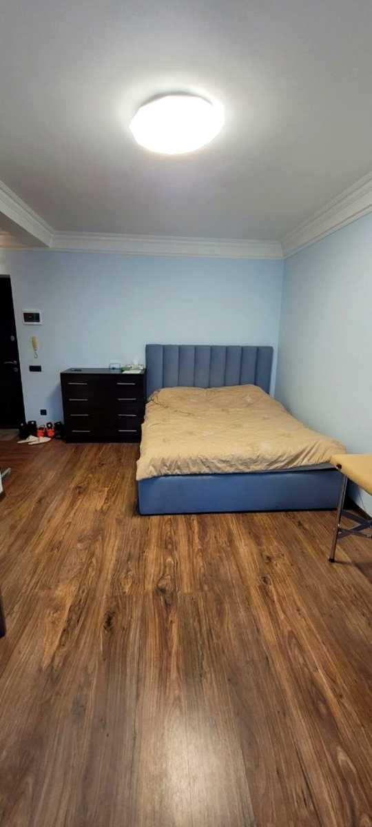 1878207061421059