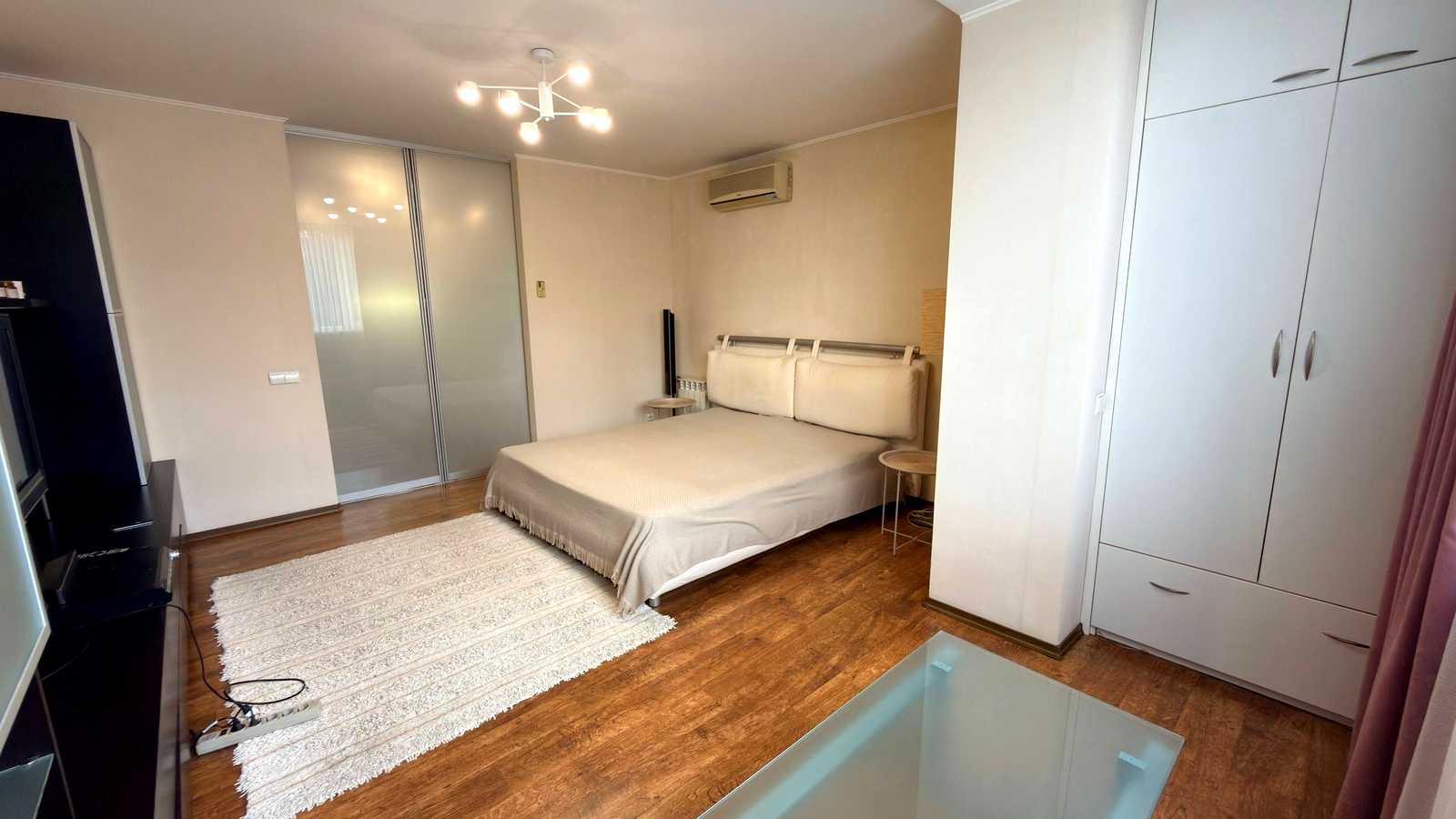 1878207979707097