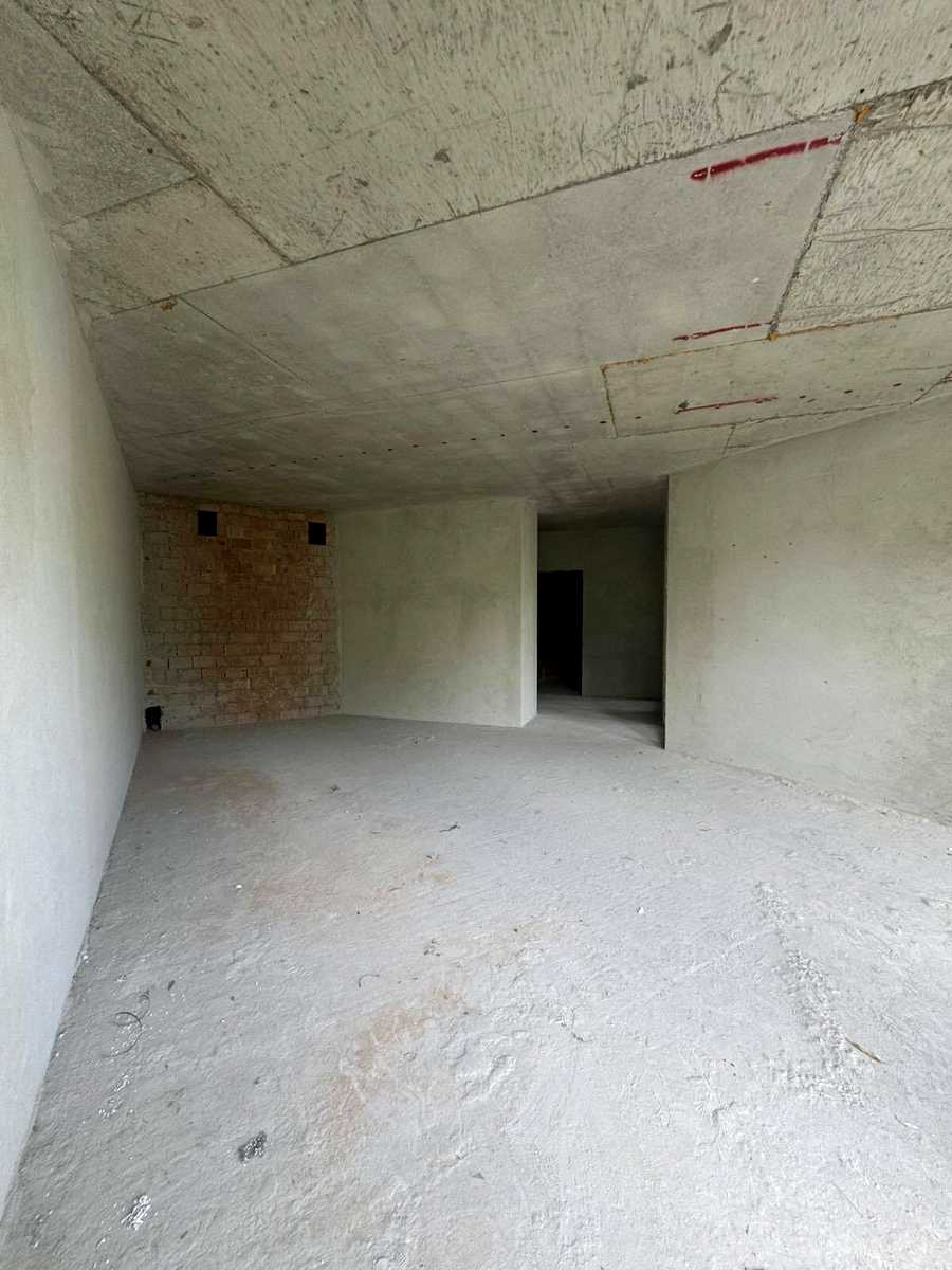 1878208563811650
