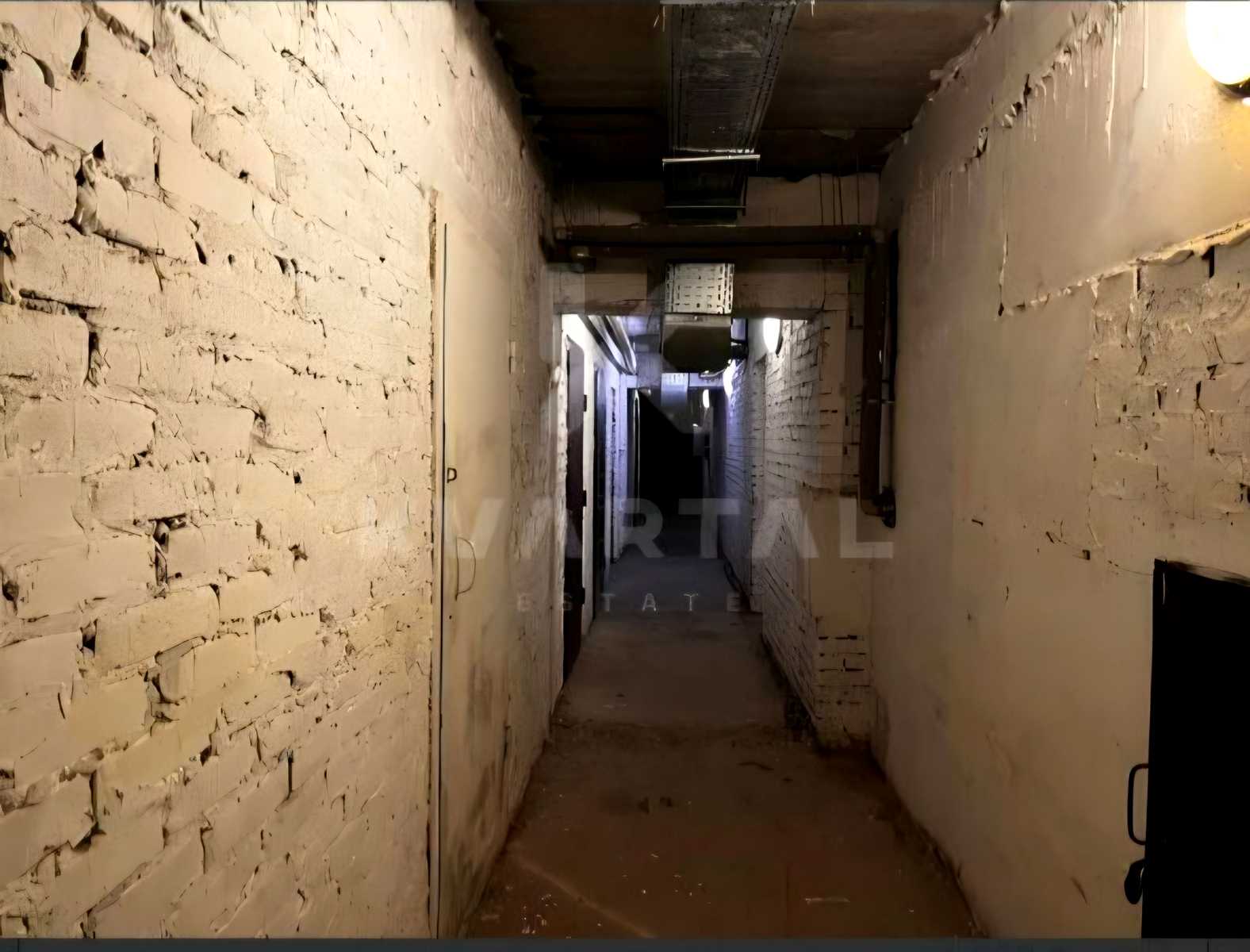 1878208973030701