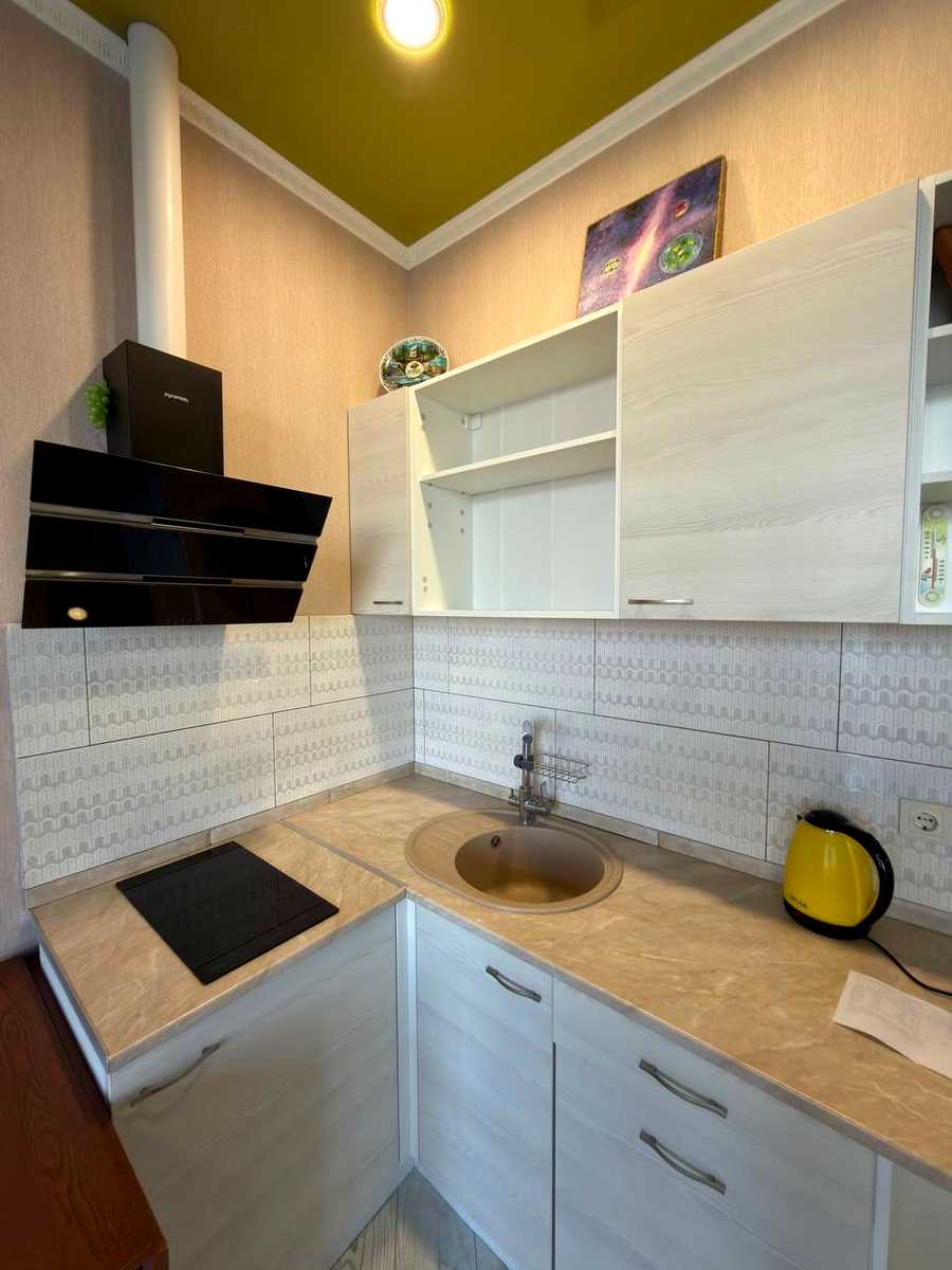 1878211215492138