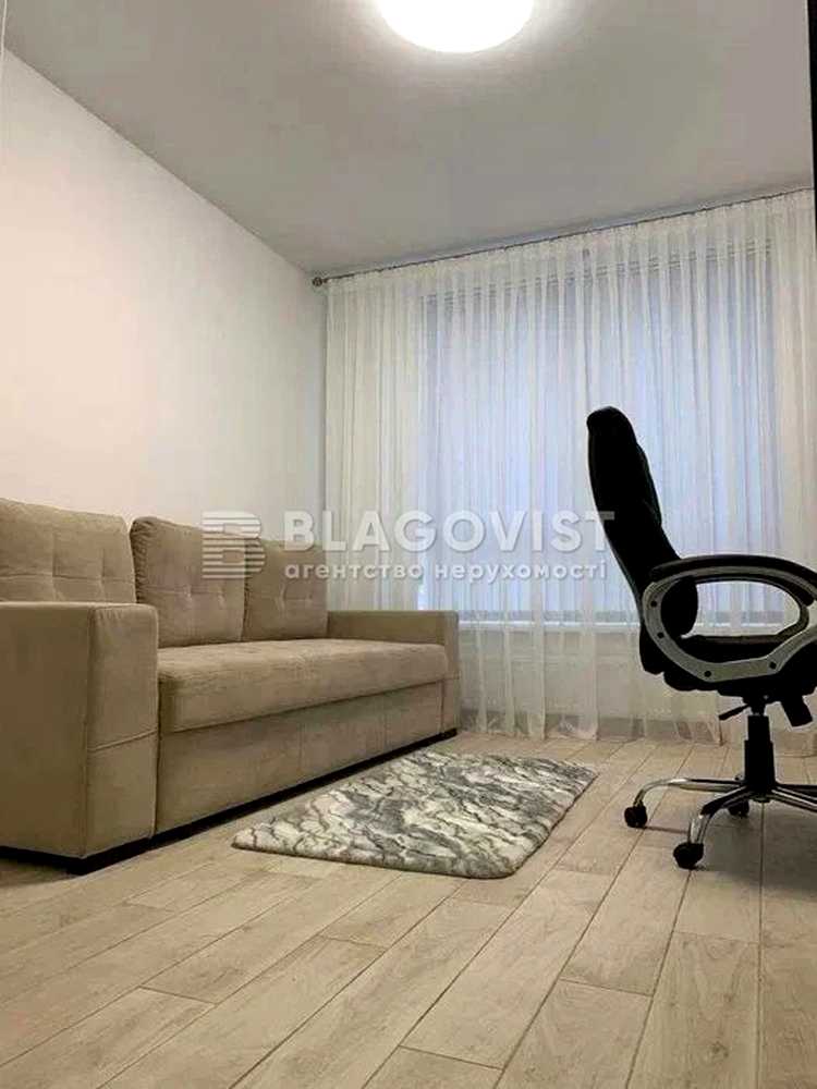 1878211630665378