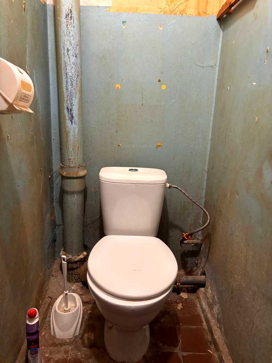 1878211951508404