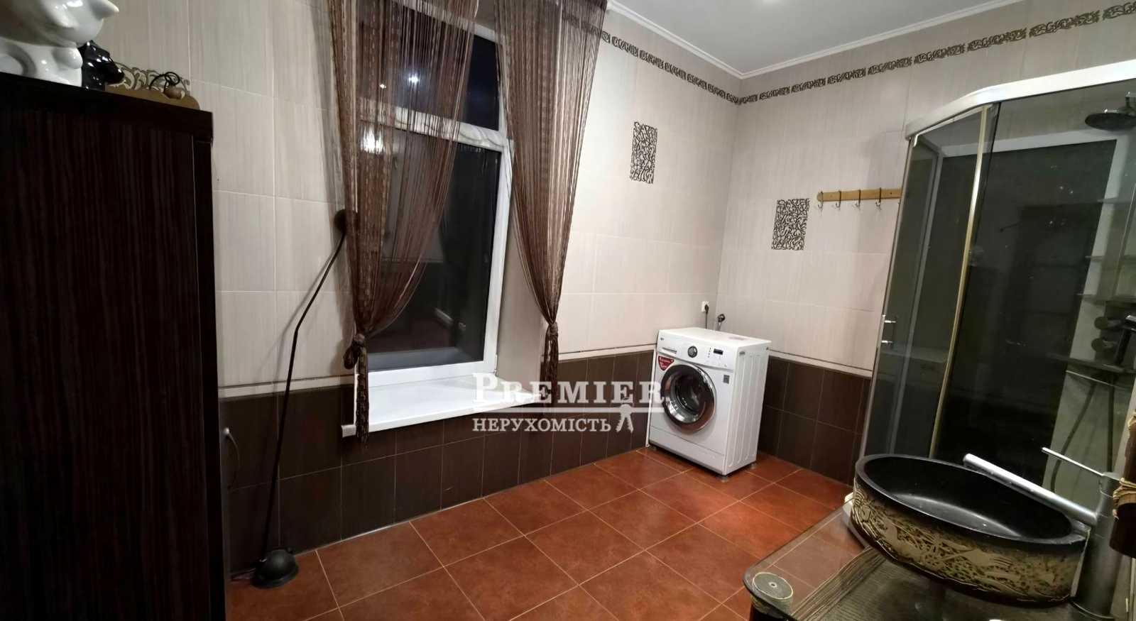 Дом по адресу ул. Западная (площадь 280 м²) - imageAlt 9 Дом по адресу ул. Западная (площадь 280 м²) - Atlanta.ua - imageAlt 9