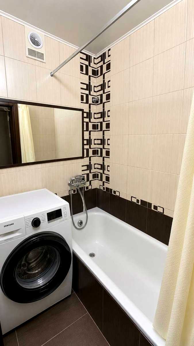 1878214730073545