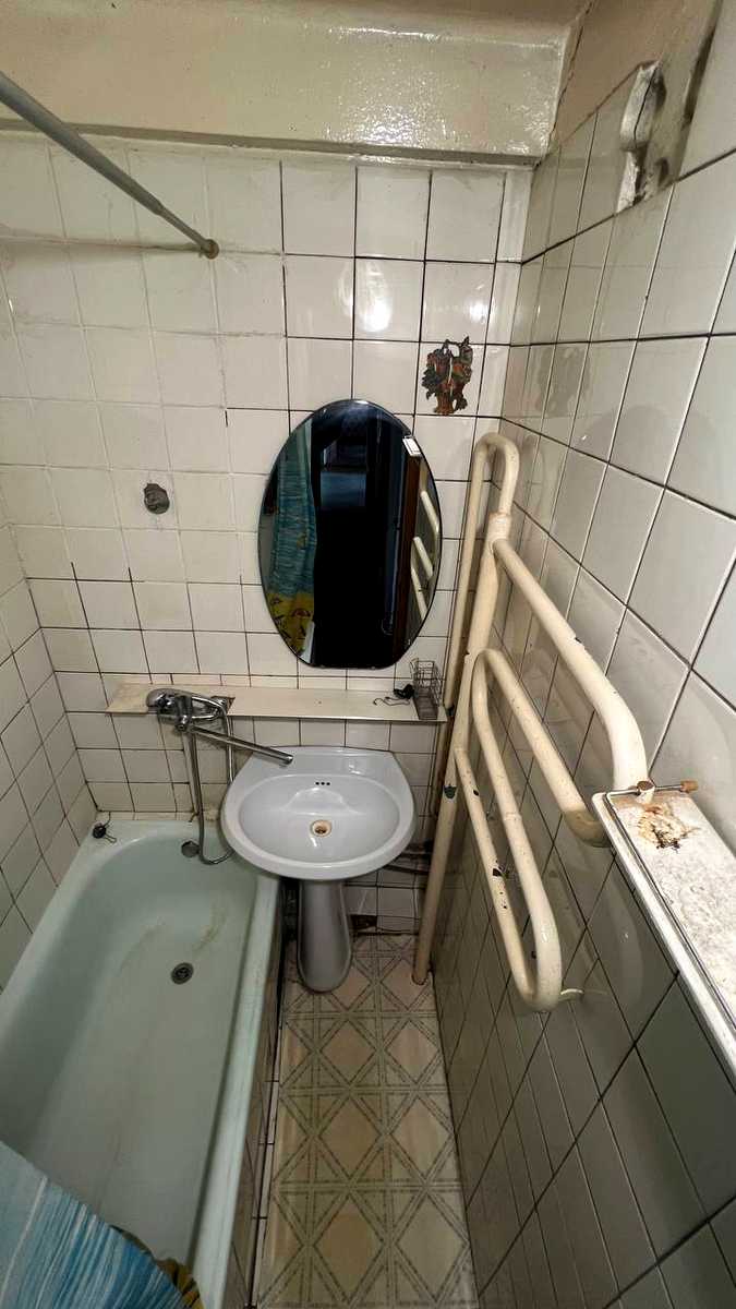 1878216004888671