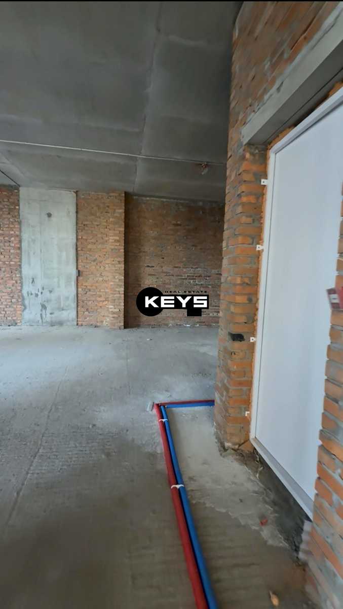 1878216128638341