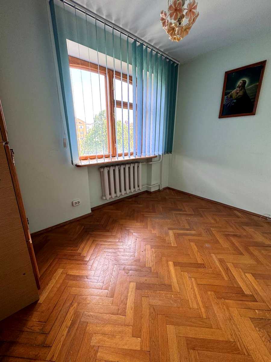 1878216208890189