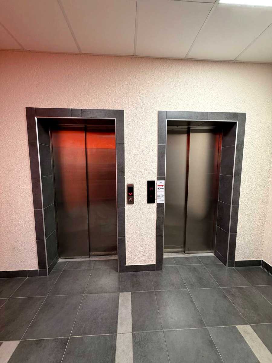 1878216837888983