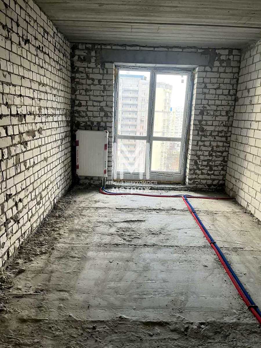 1878217295572887