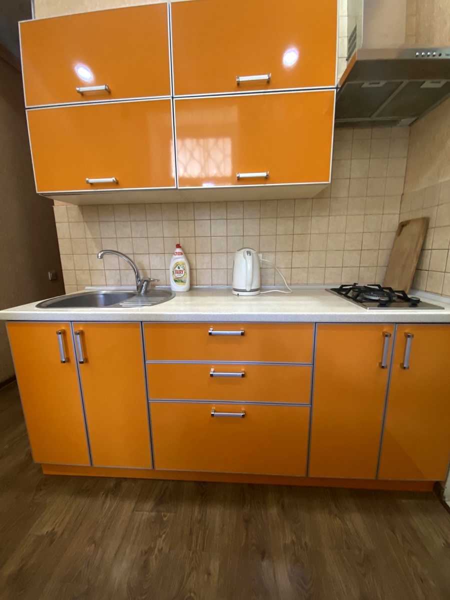 1878218509320795