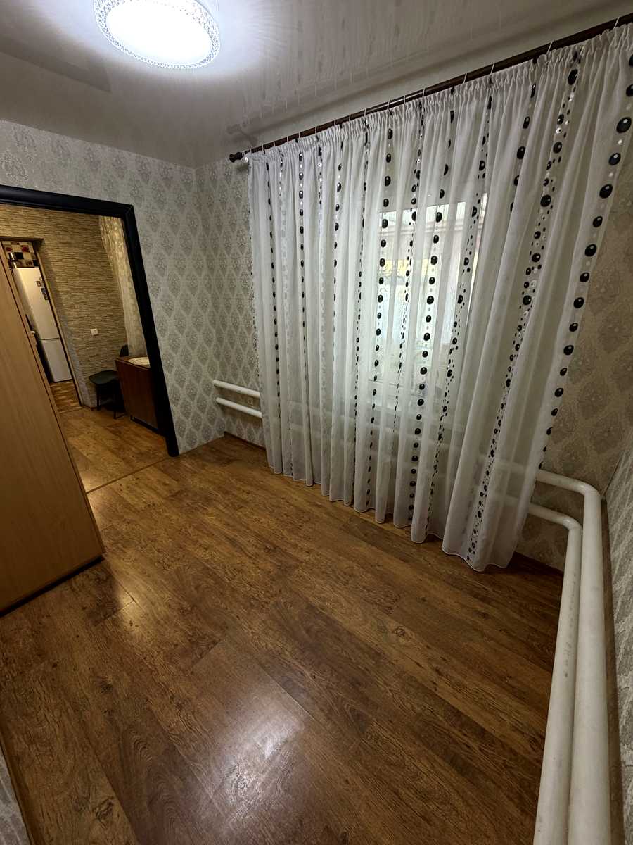1878218879022389