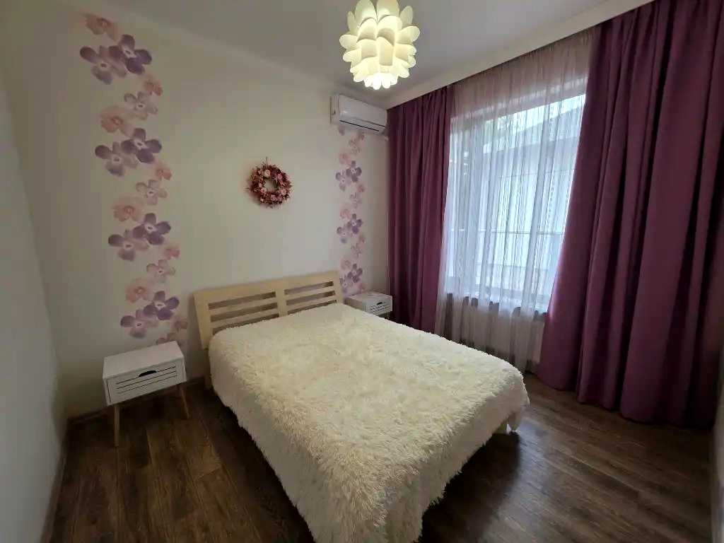 1878220835993642