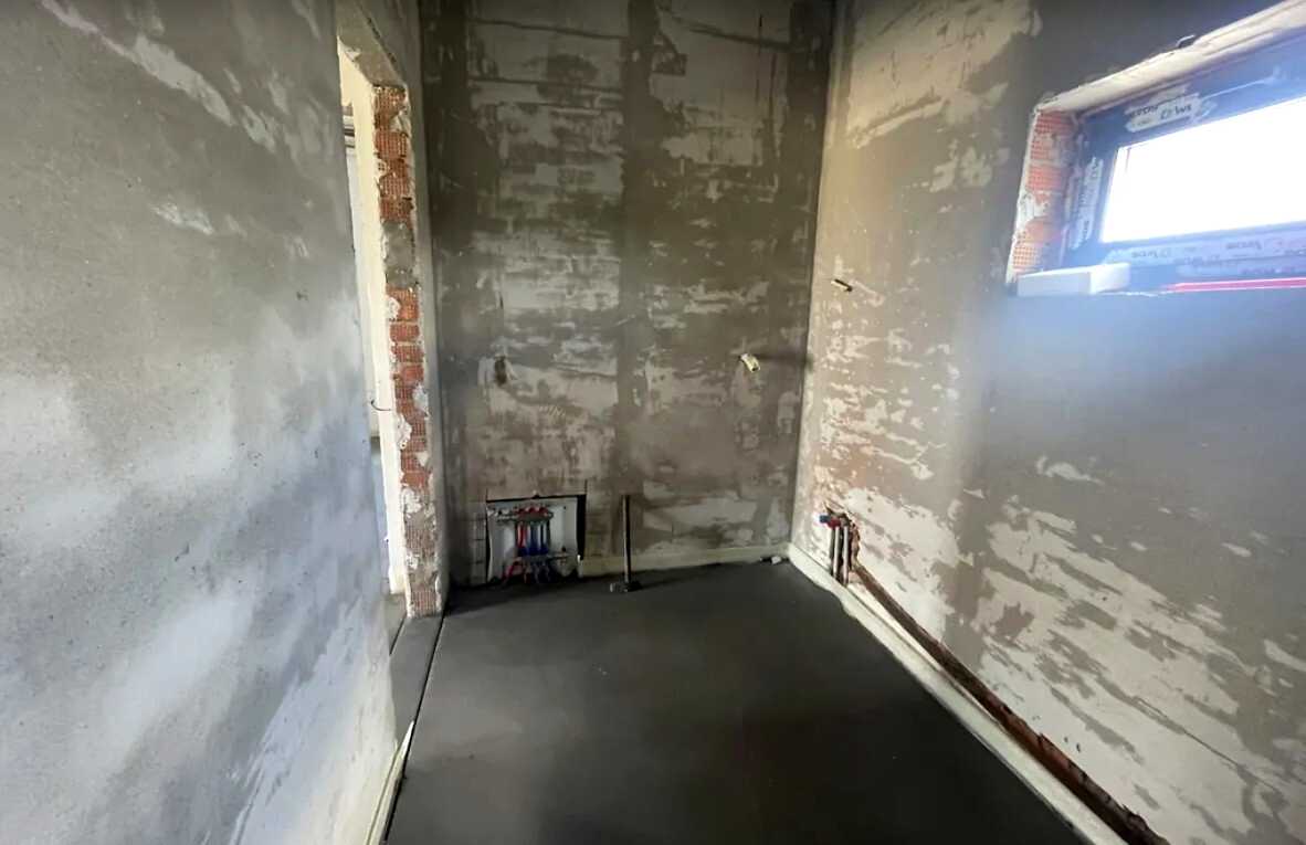 1878221297726105