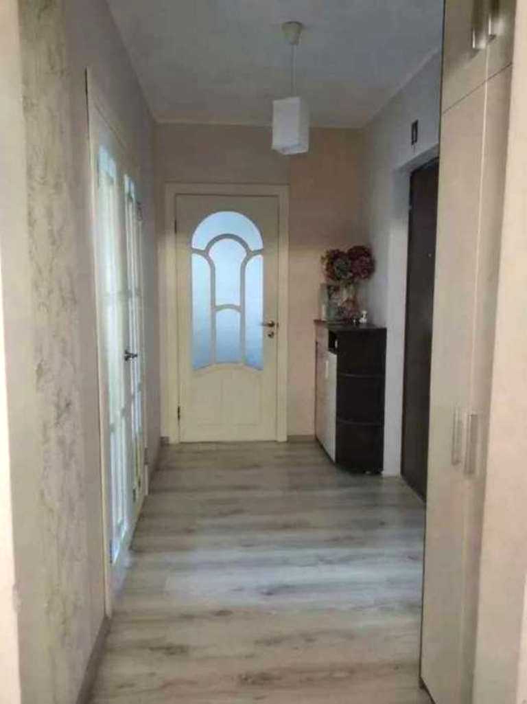 1878221853498163