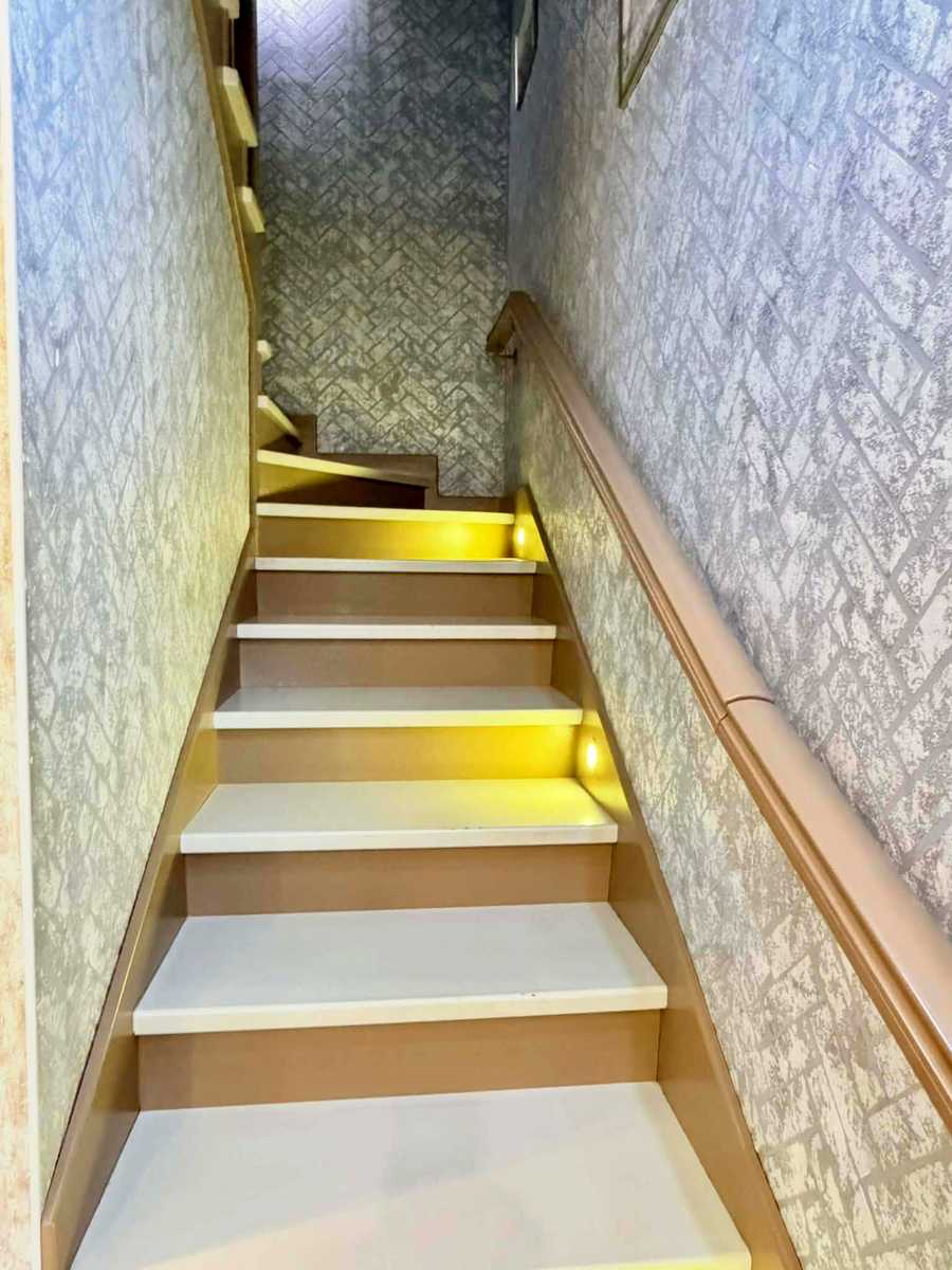 1878222436380118