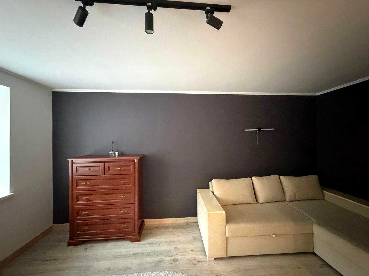1878229520585902