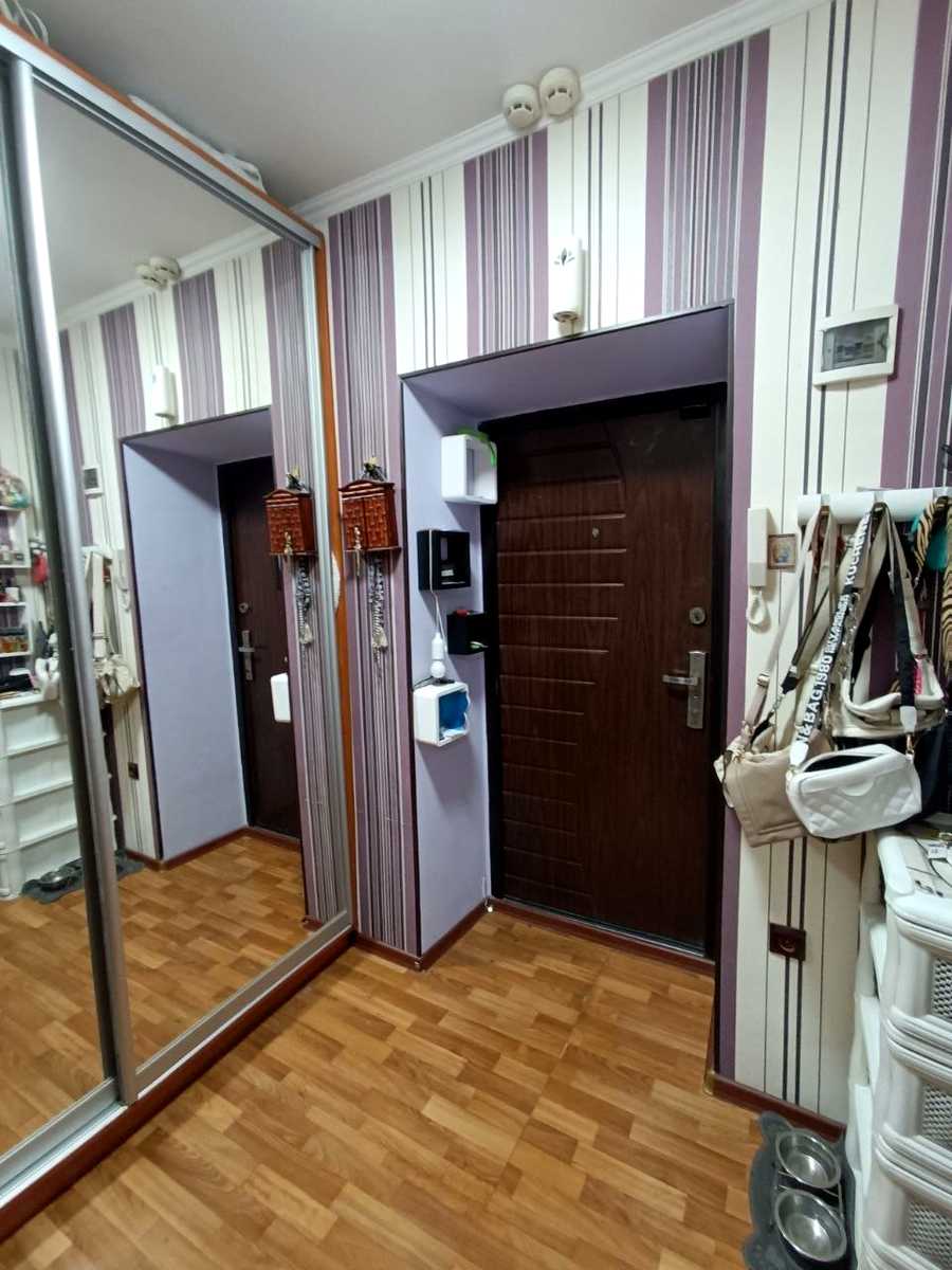 1878230383761072