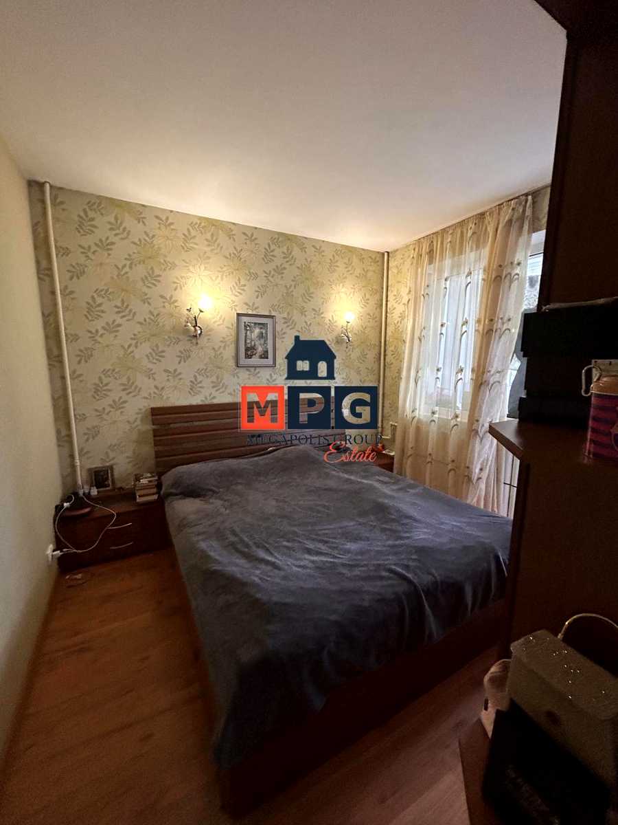 1878231607525432
