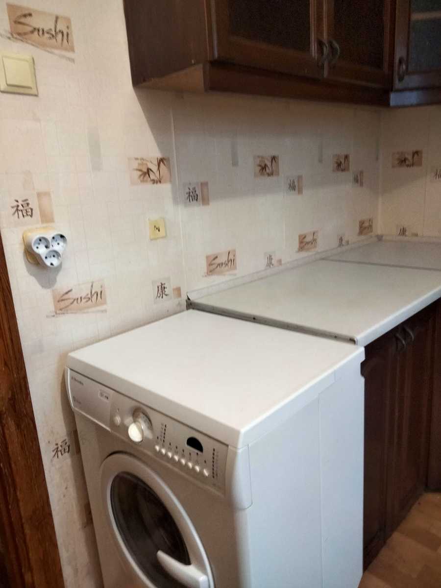 1878231647459104