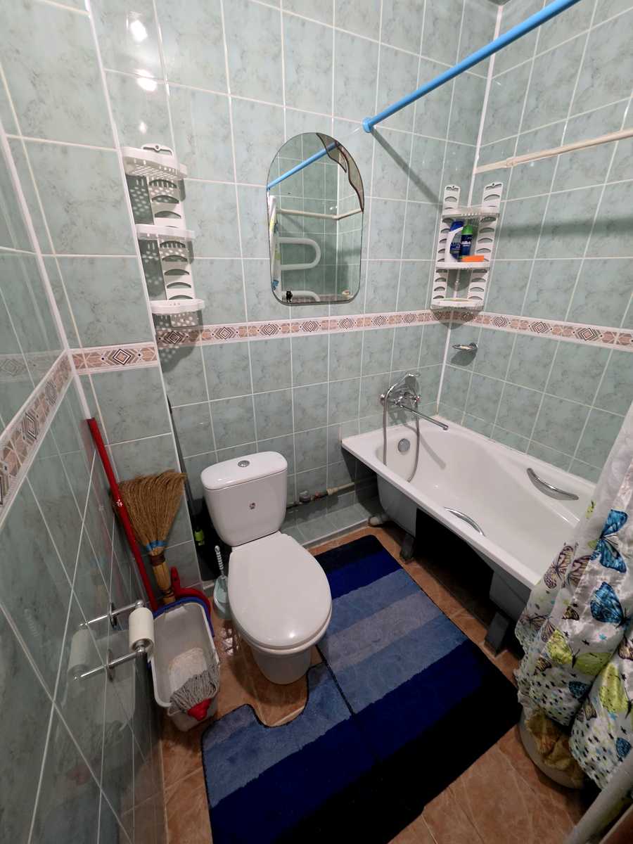 1878232718428982