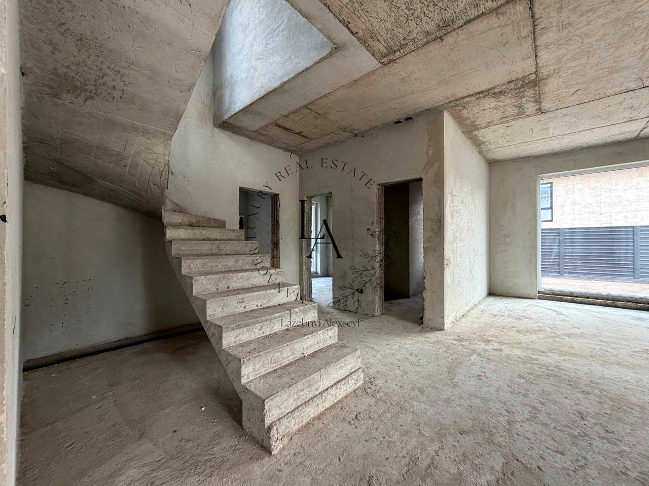 1878236343117472