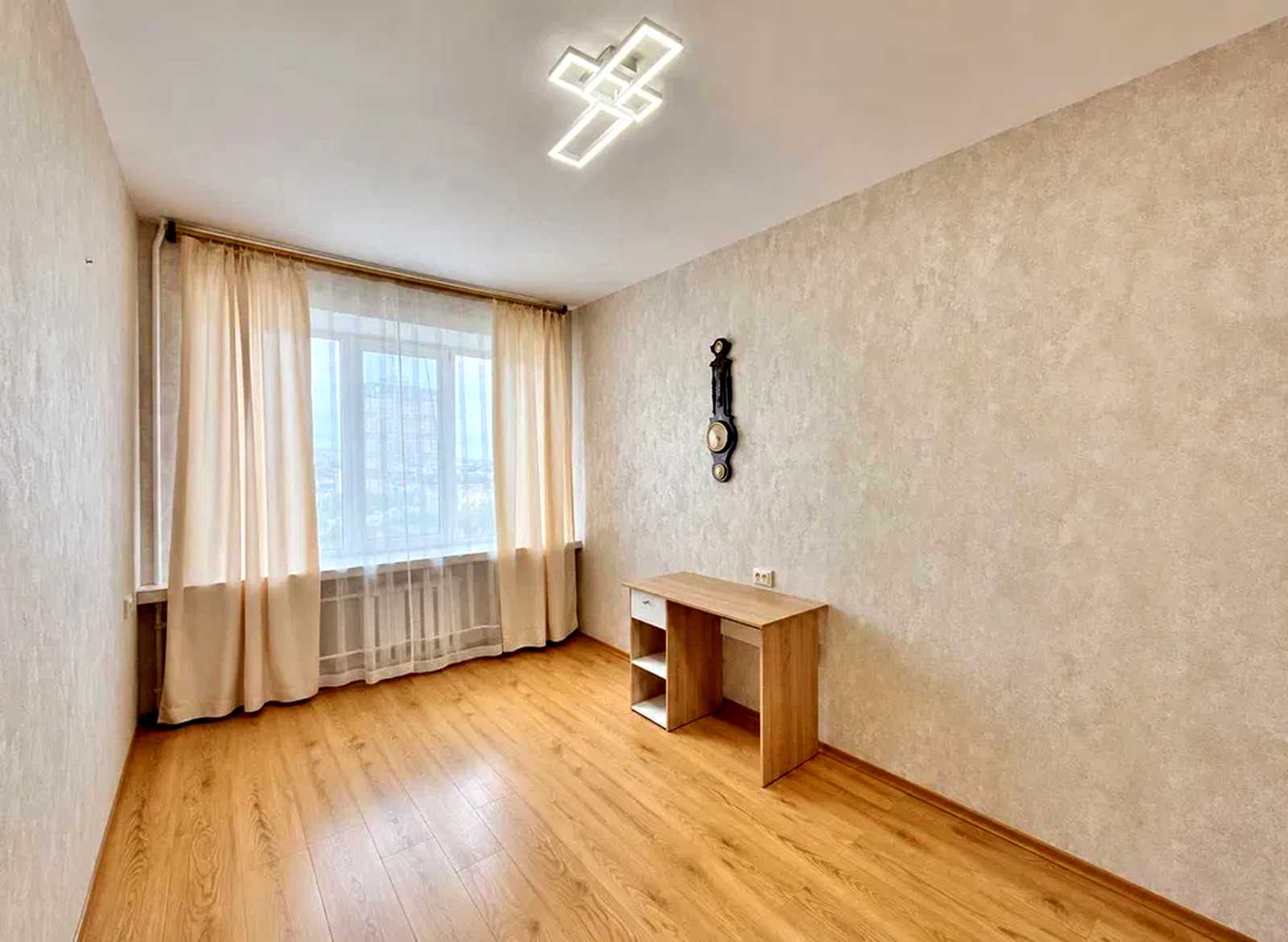 1878241370934418