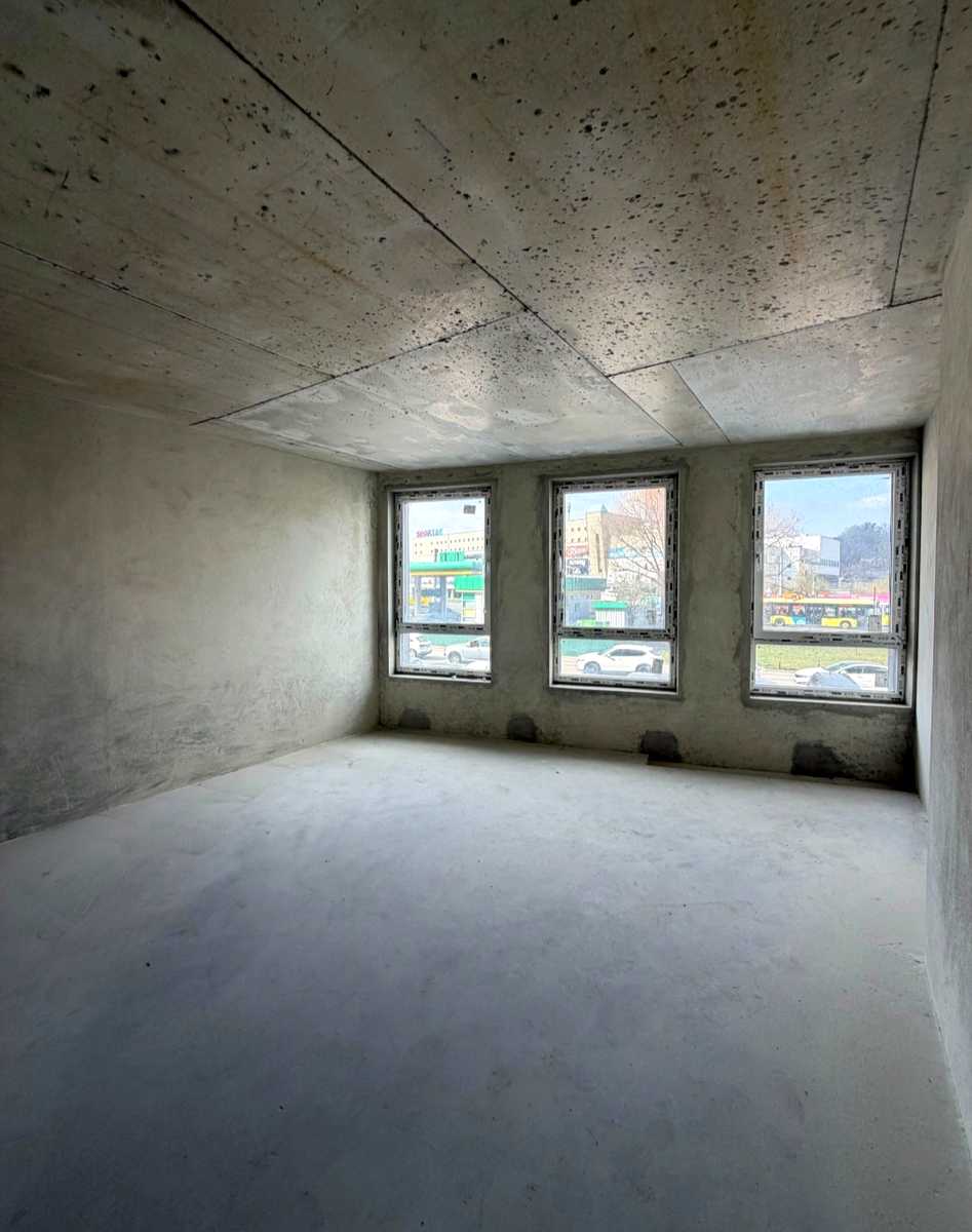 1878249070948279