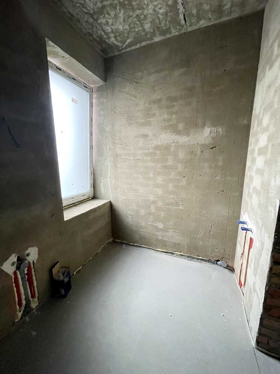 1878256976841941